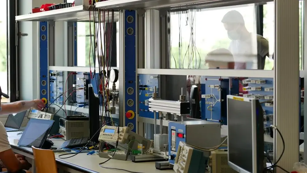 Labor für Mess- und Sensortechnik