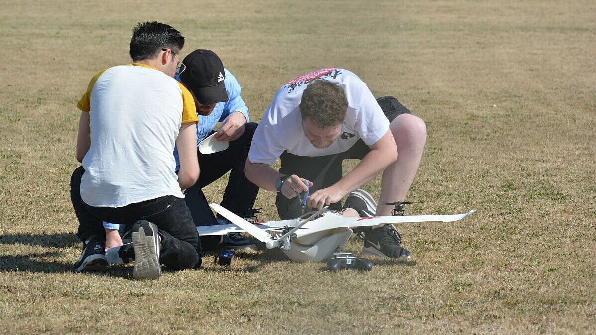 Letzter Check vor dem Flugversuch