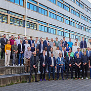 Gruppenfoto der Absolvent:innen