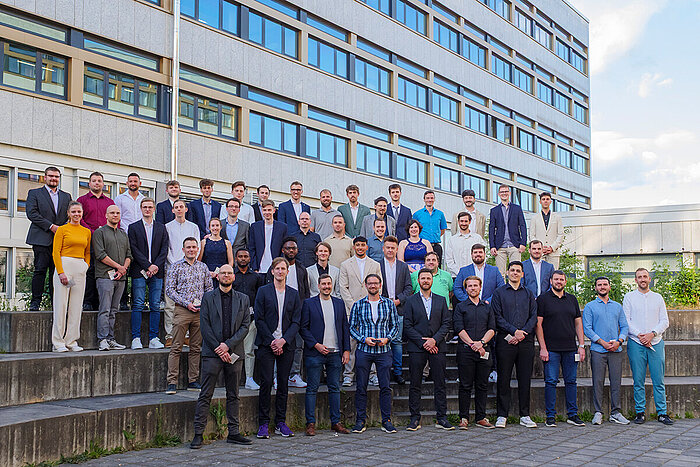 Gruppenfoto der Absolvent:innen