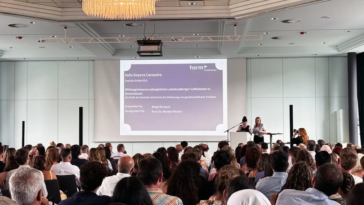 Abschlussfeierdes Fachbereichs Sozialwesen am 2. Juli 2026 im Dorint Pallas Hotel Wiesbaden