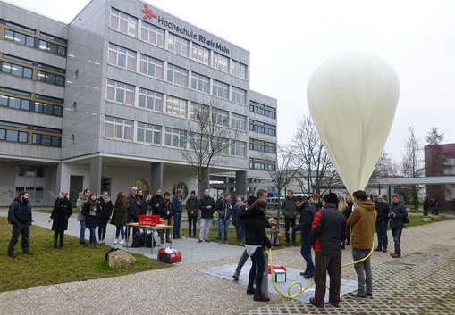 Start des Stratosphärenballons
