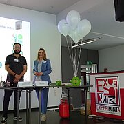 Ende der Vorlesung: Applaus für Saskia Biehl und Matthias Enders