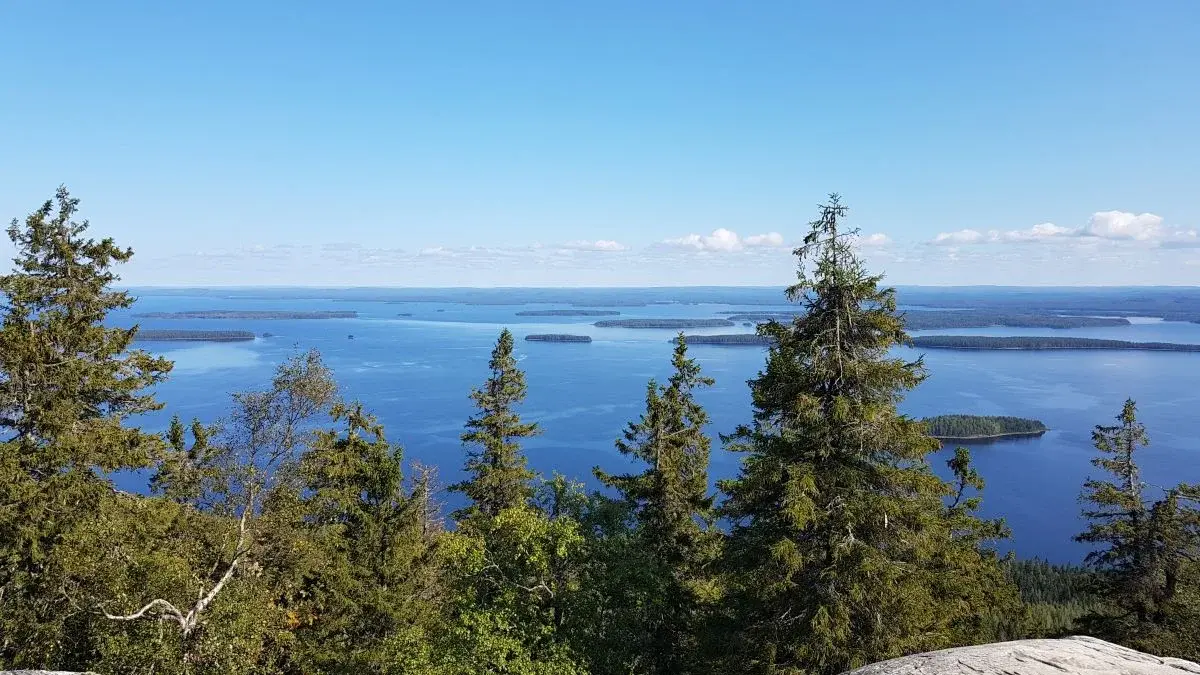 Christina Nülle Finnische Seenlandschaft