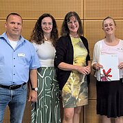 Gruppenfoto mit v.l.: Rainer Trautmann, Carina Groß, Prof. Dr. Ulrike Stadtmüller, Sabine Kämpf und Prof. Dr. Bernhard Gross