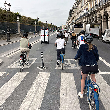 Bicycle lane in Paris