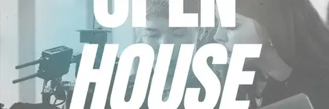 Ein Plakat für einen Tag der offenen Tür an der HSRM. Der Text "OPEN HOUSE" ist zentral platziert. Informationen zu Ausstellungen, Semesterarbeiten und Campusführungen sind erwähnt, sowie das Datum und die Uhrzeit: 3. November 2026, 14:30 bis 16:30 Uhr.