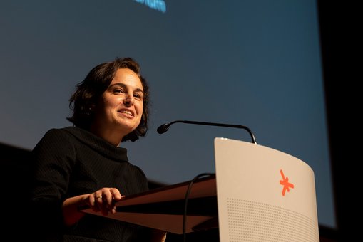 Ayse Asar, Staatssekretärin im Hessischen Ministerium für Wissenschaft und Kunst. © Johannes Bruns