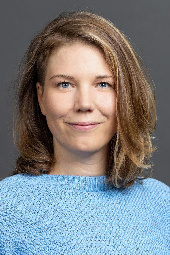  Kathrin Peltz